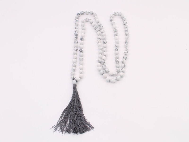 Mala howlite